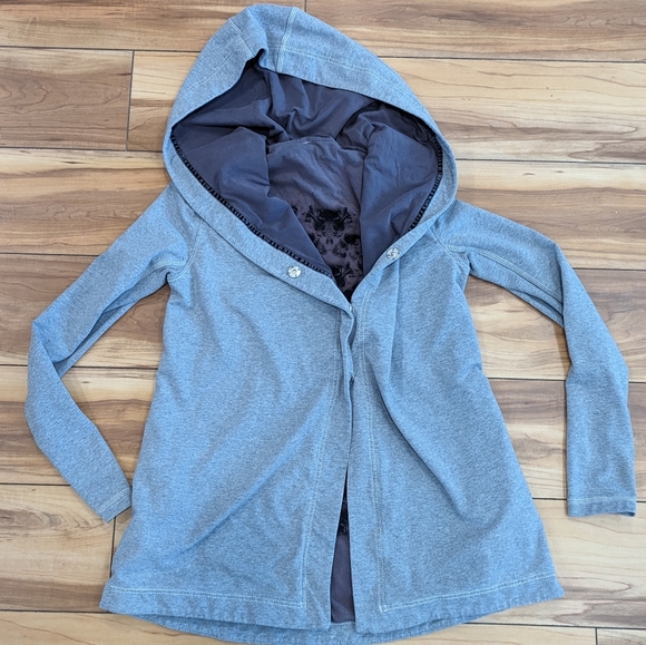 Lululemon Awareness Wrap [10] - Picture 2 of 9